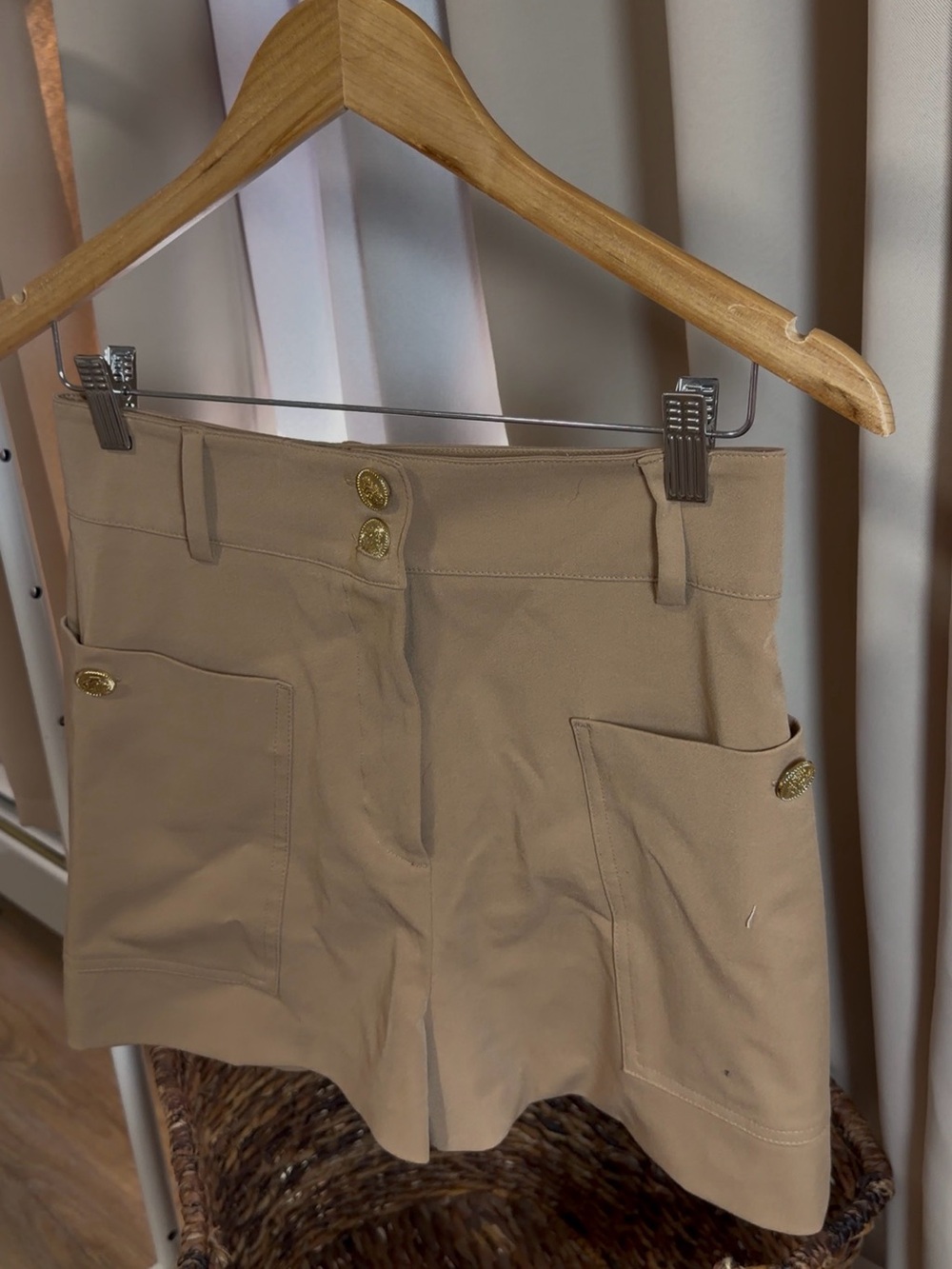 Zara Beige High Waisted Shorts Size 5 Gold Button Detail